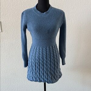 Elegant Blue Knit Dress